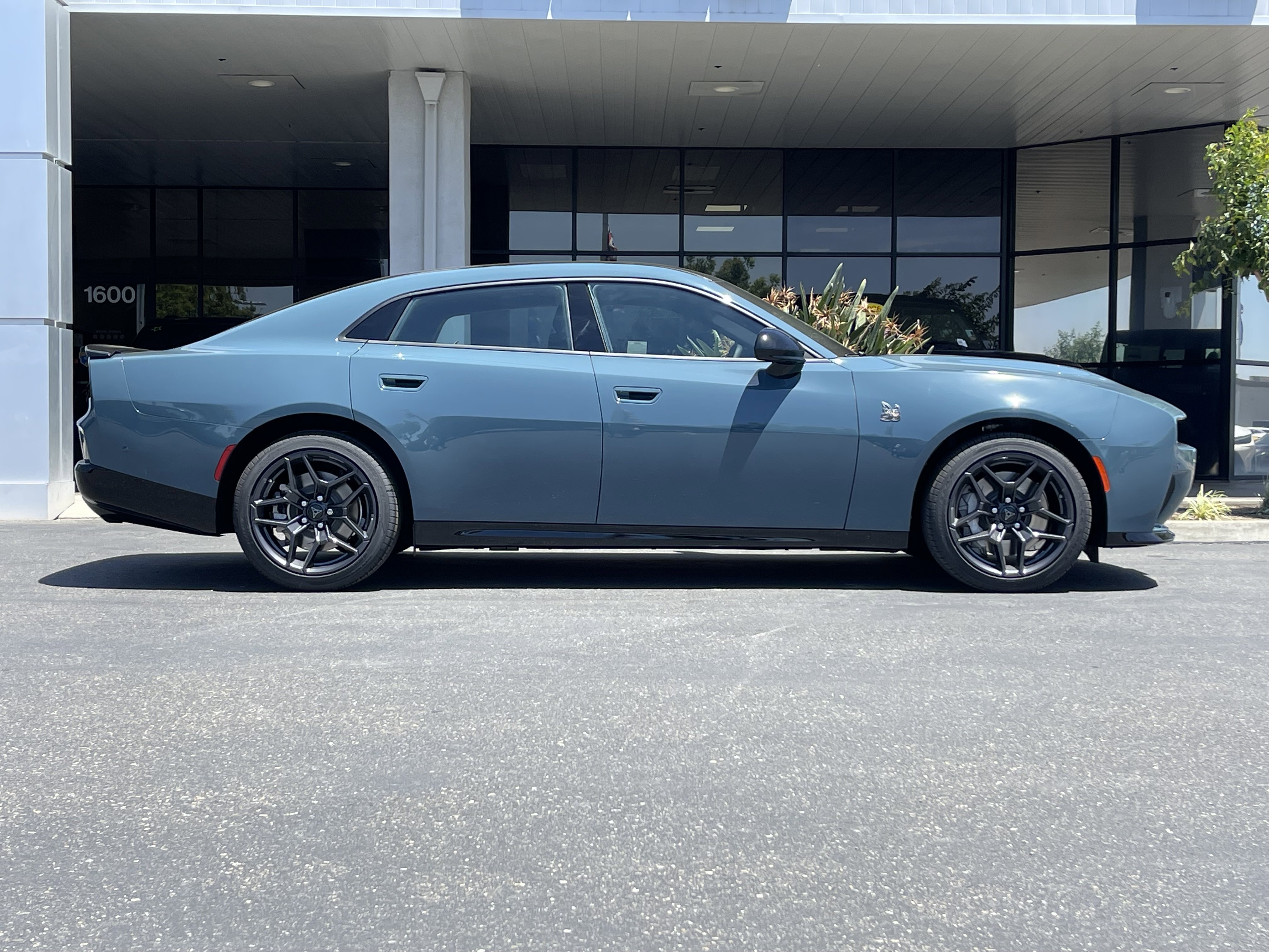 New 2026 Sub-Zero Exterior Paint Dodge R/T Scat Pack image 4