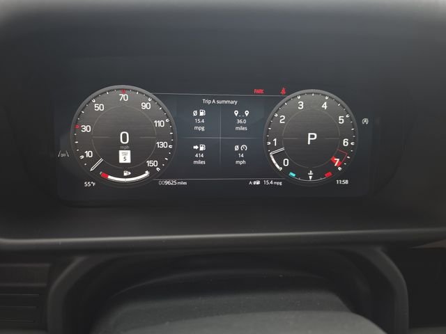 Certified Used 2025 White Land Rover X-Dynamic SE image 22