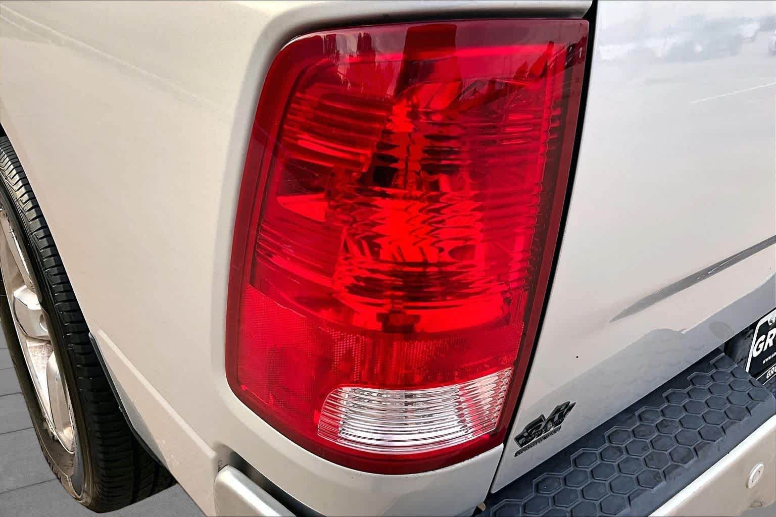 Used 2016 Bright Silver Metallic Clearcoat Ram Lone Star image 22