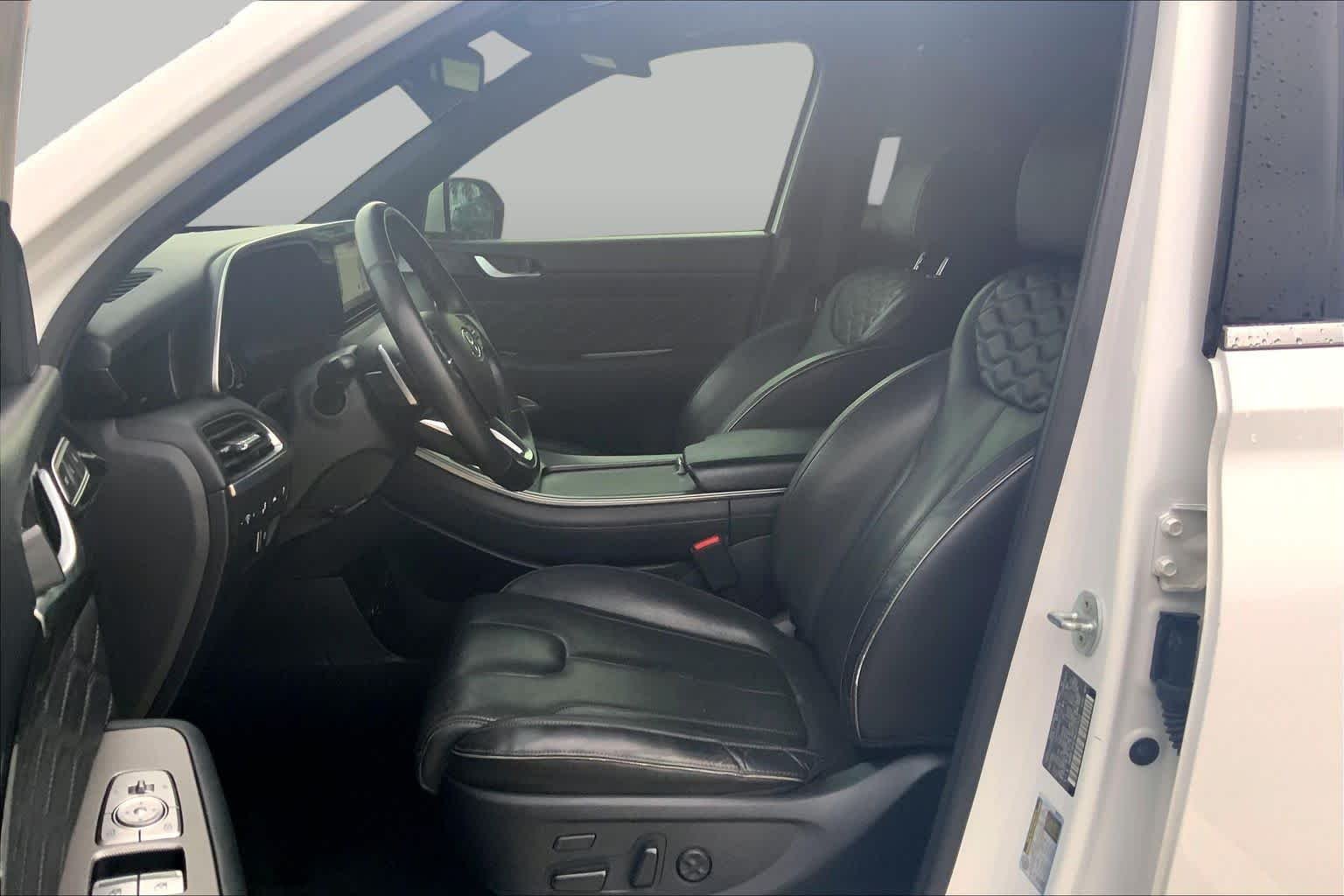 Used 2021 Hyper White Hyundai Calligraphy image 5