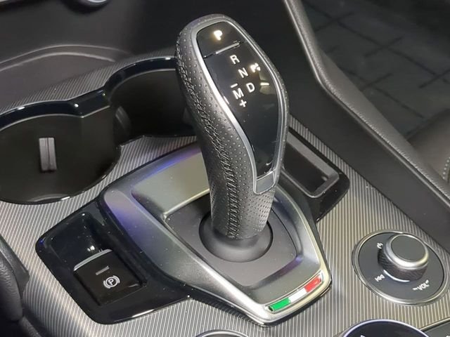 2025 Alfa Romeo Giulia Base - Photo 21