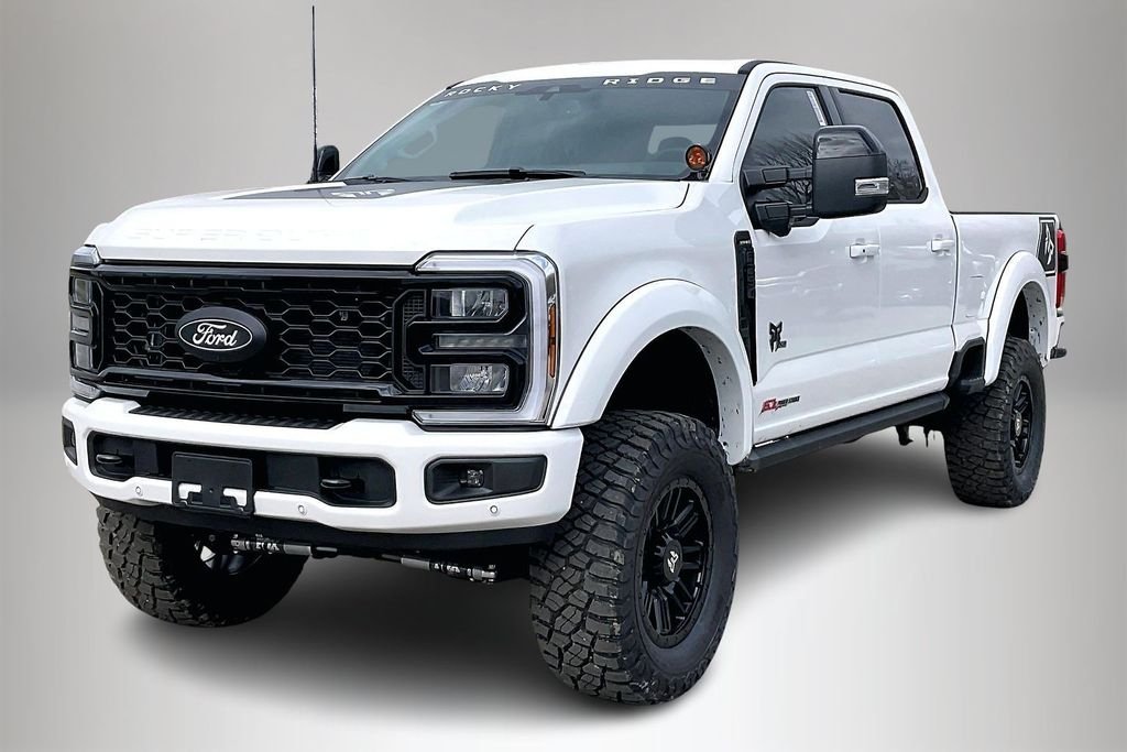 New 2026 Ford Super Duty F-250 Lariat 4D Crew Cab