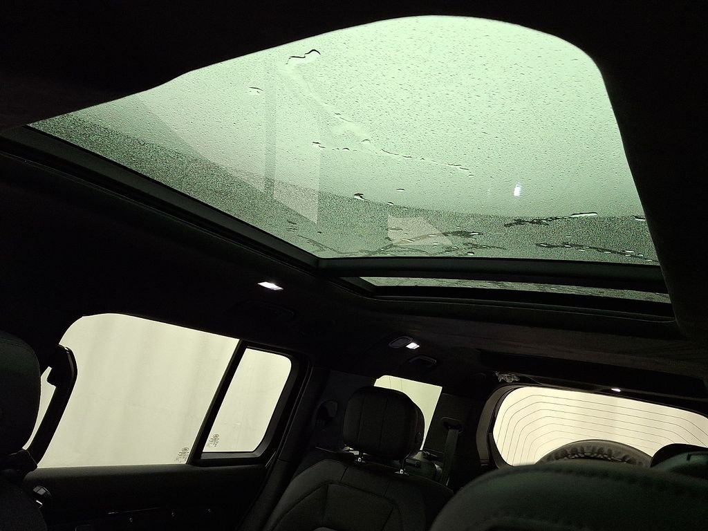 New 2026 Santorini Black LAND ROVER V8 image 11