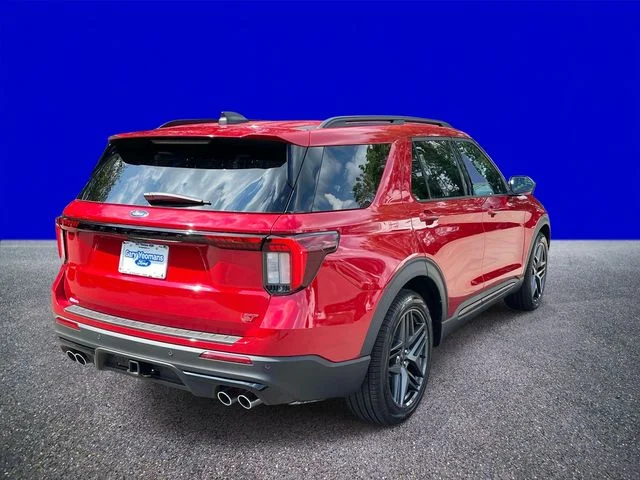 New 2026 Rapid Red Metallic Tinted Clearcoat Ford ST image 3
