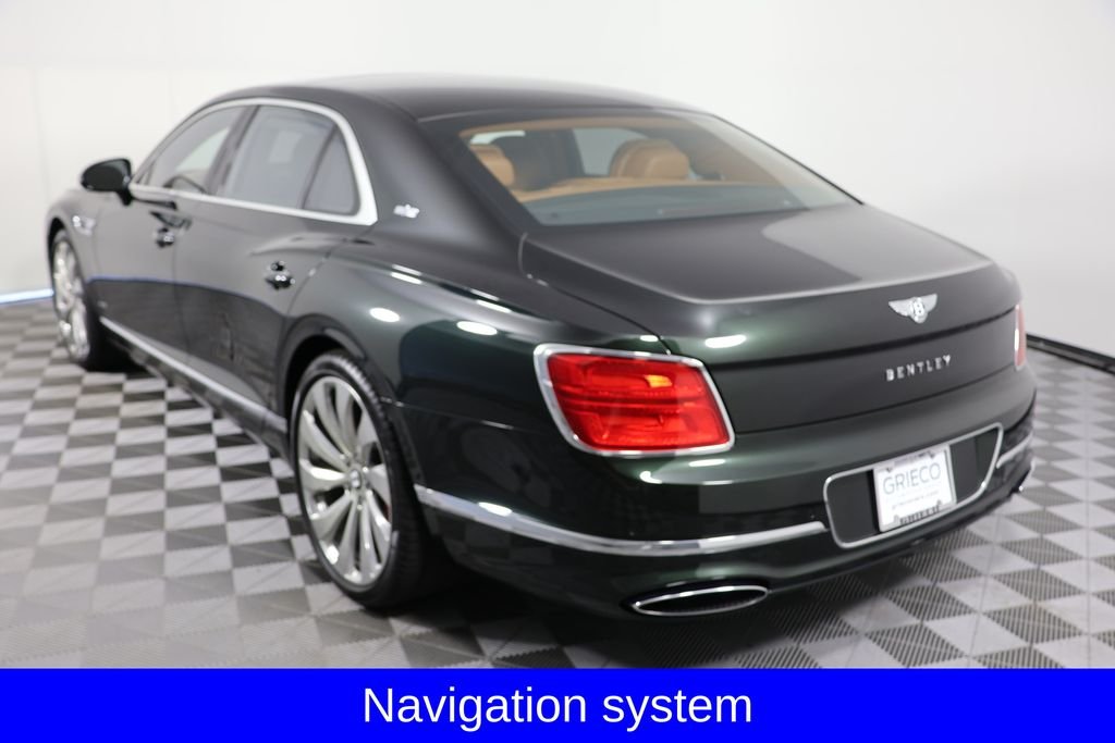 Used 2021 Black Bentley W12 image 10