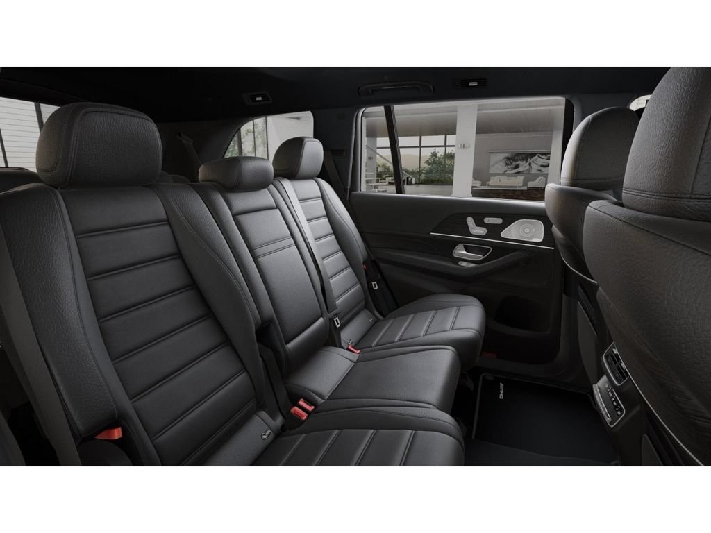 New 2026 Selenite Grey Metallic Mercedes-Benz GLS 450 image 46