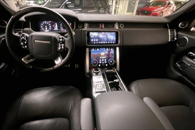Used 2021 White Land Rover Westminster image 17
