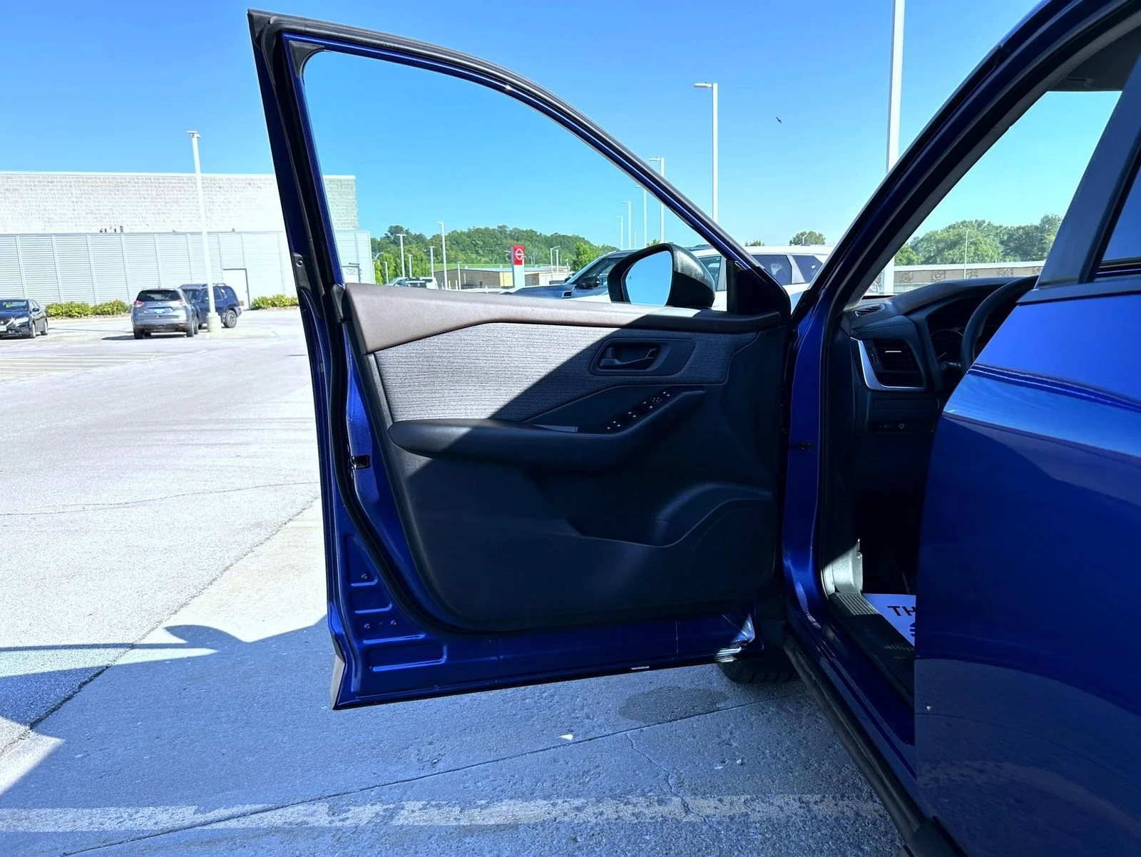 Certified Used 2023 Blue Nissan S image 9