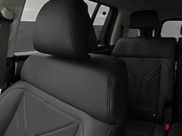 New 2027 Gray Hyundai SEL AWD image 40
