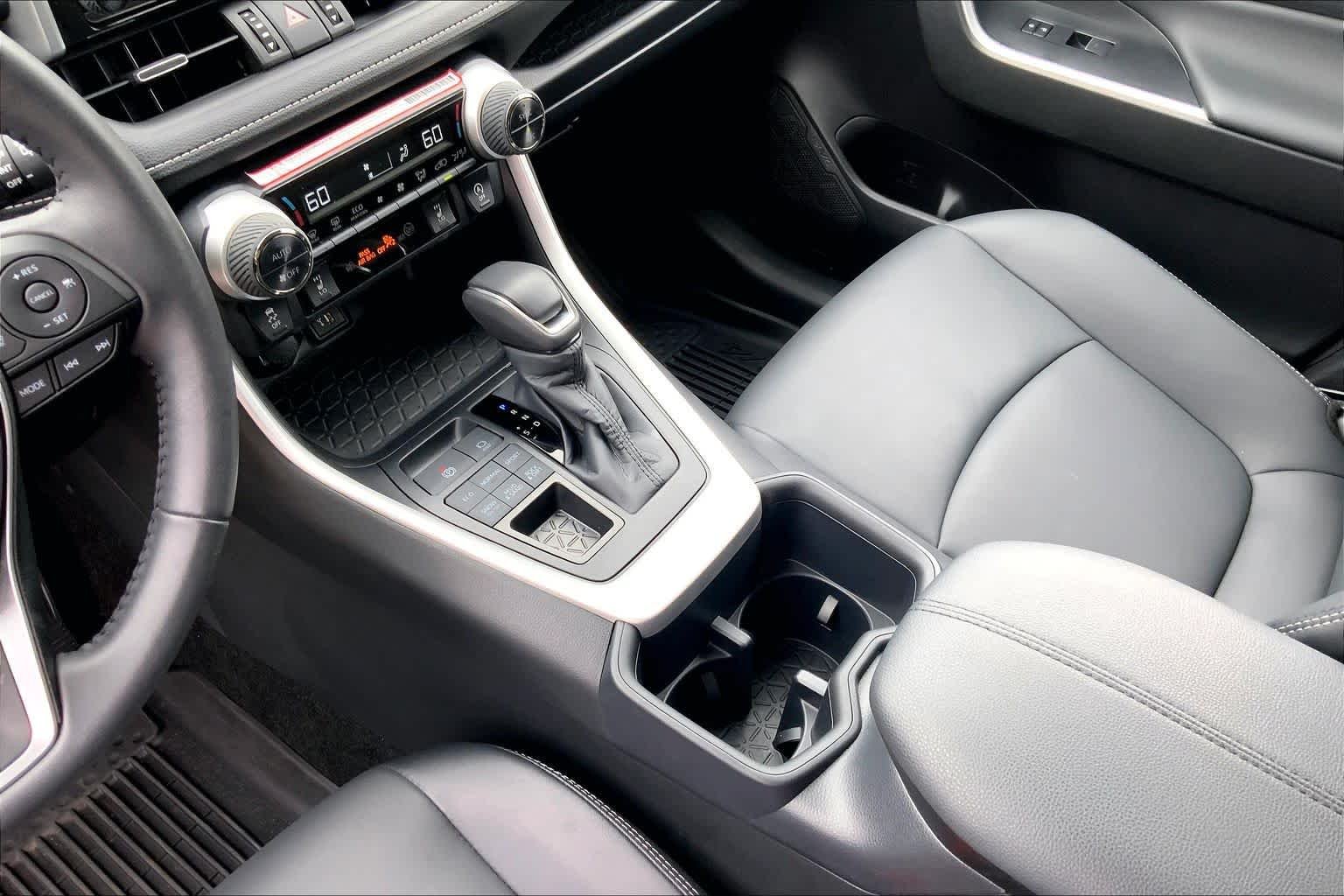 Certified Used 2025 Blueprint Toyota XLE Premium image 17