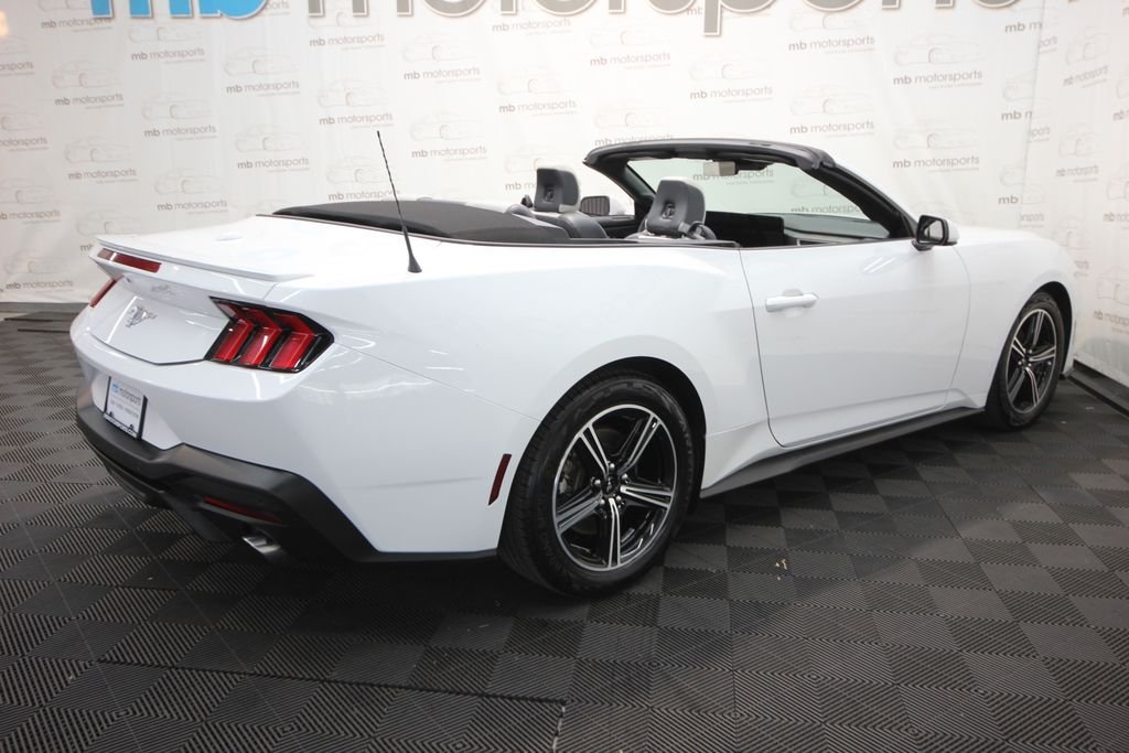 Used 2024 White Ford EcoBoost Premium image 17