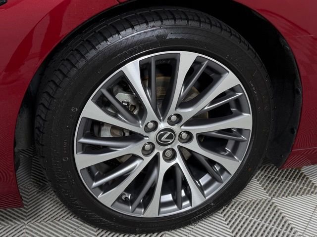 Used 2019 Matador Red Mica Lexus 350 Luxury image 6
