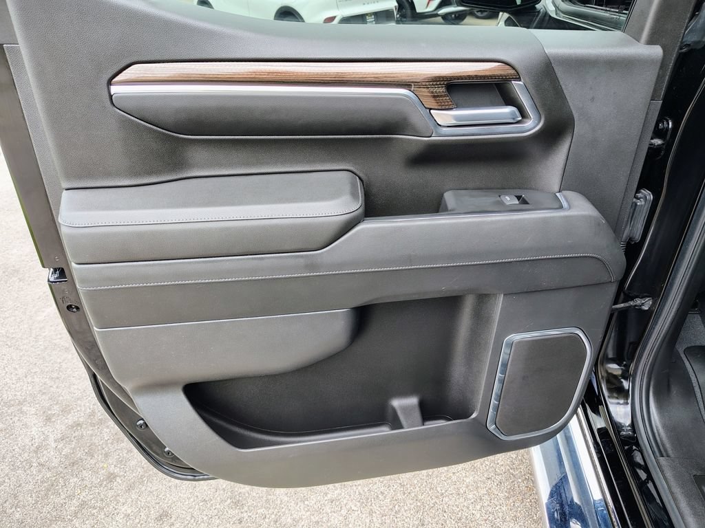 2023 Chevrolet Silverado 1500 LT - Photo 43