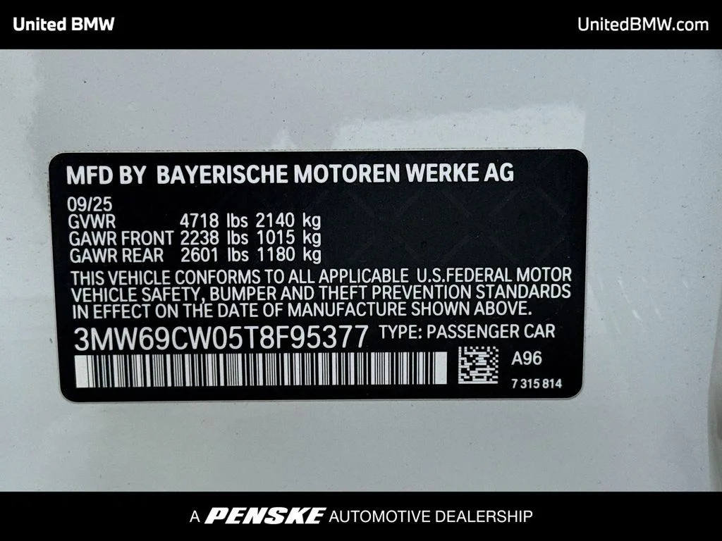 2026 BMW 3 Series 330i - Photo 15