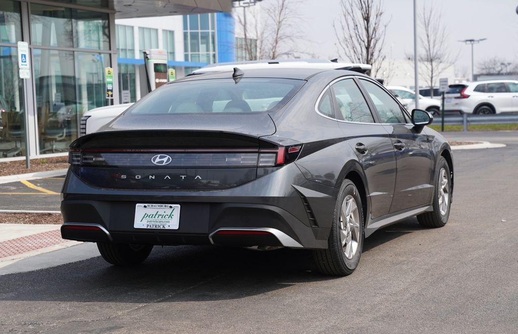 New 2026 Portofino Gray Hyundai SE image 4