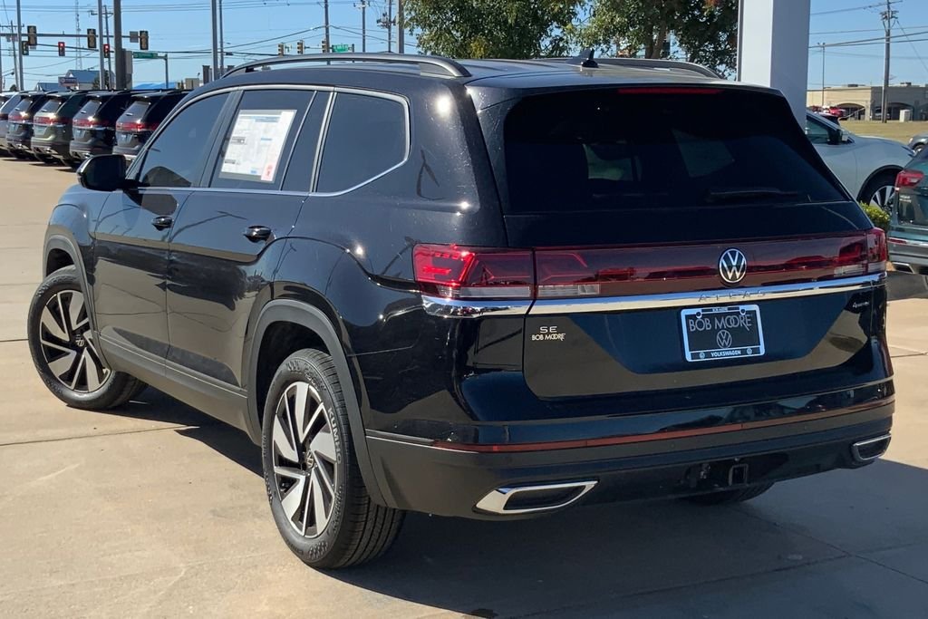 Used 2026 Black Volkswagen 2.0T SE w/Technology image 3