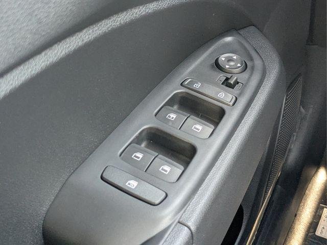 New 2026 Onyx Black Hyundai SE image 54