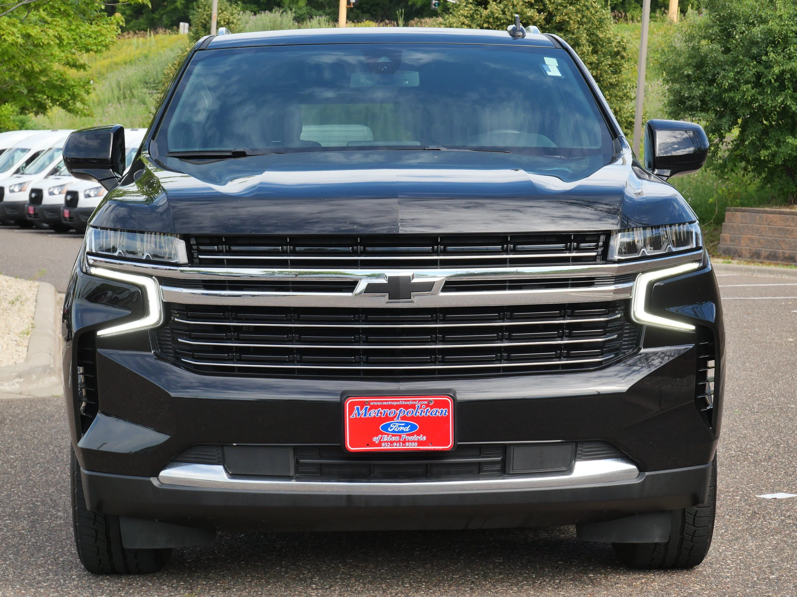 Used 2021 Chevrolet Tahoe LT with VIN 1GNSKNKD3MR122196 for sale in Eden Prairie, Minnesota