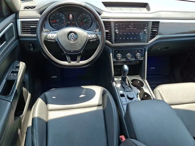 Used 2019 Gray Volkswagen 3.6L V6 SE w/Technology image 13