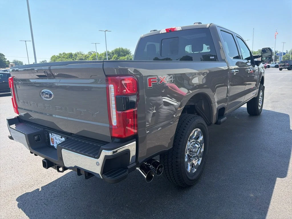 New 2026 Marsh Gray Ford F-250® Lariat® image 5