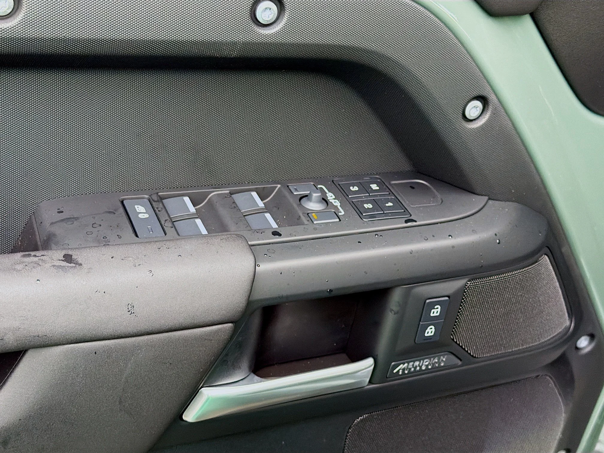 New 2026 Keswick Green Metallic Land Rover Trophy Edition Keswick image 22