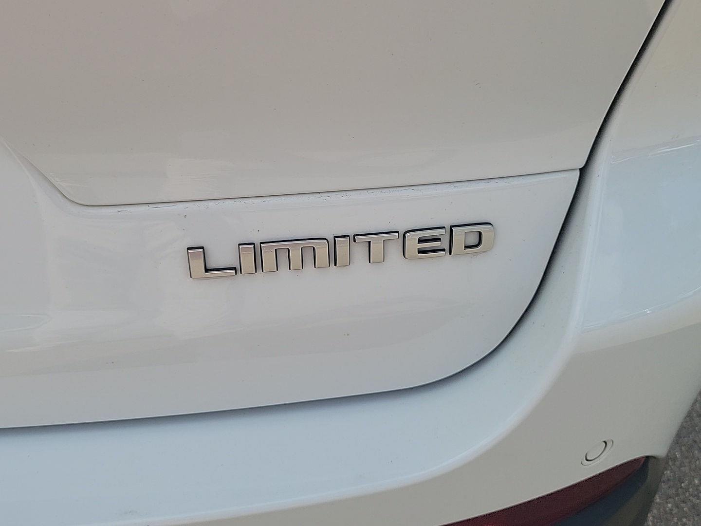 Used 2025 Bright White Clearcoat Jeep Limited image 19
