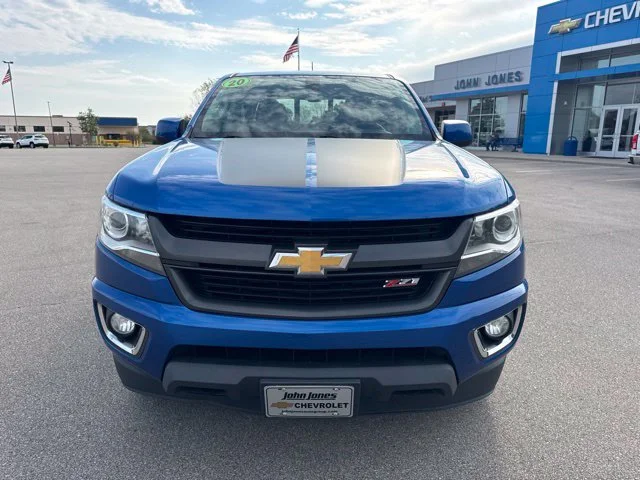 Used 2020 Blue Metallic Chevrolet Z71 image 20