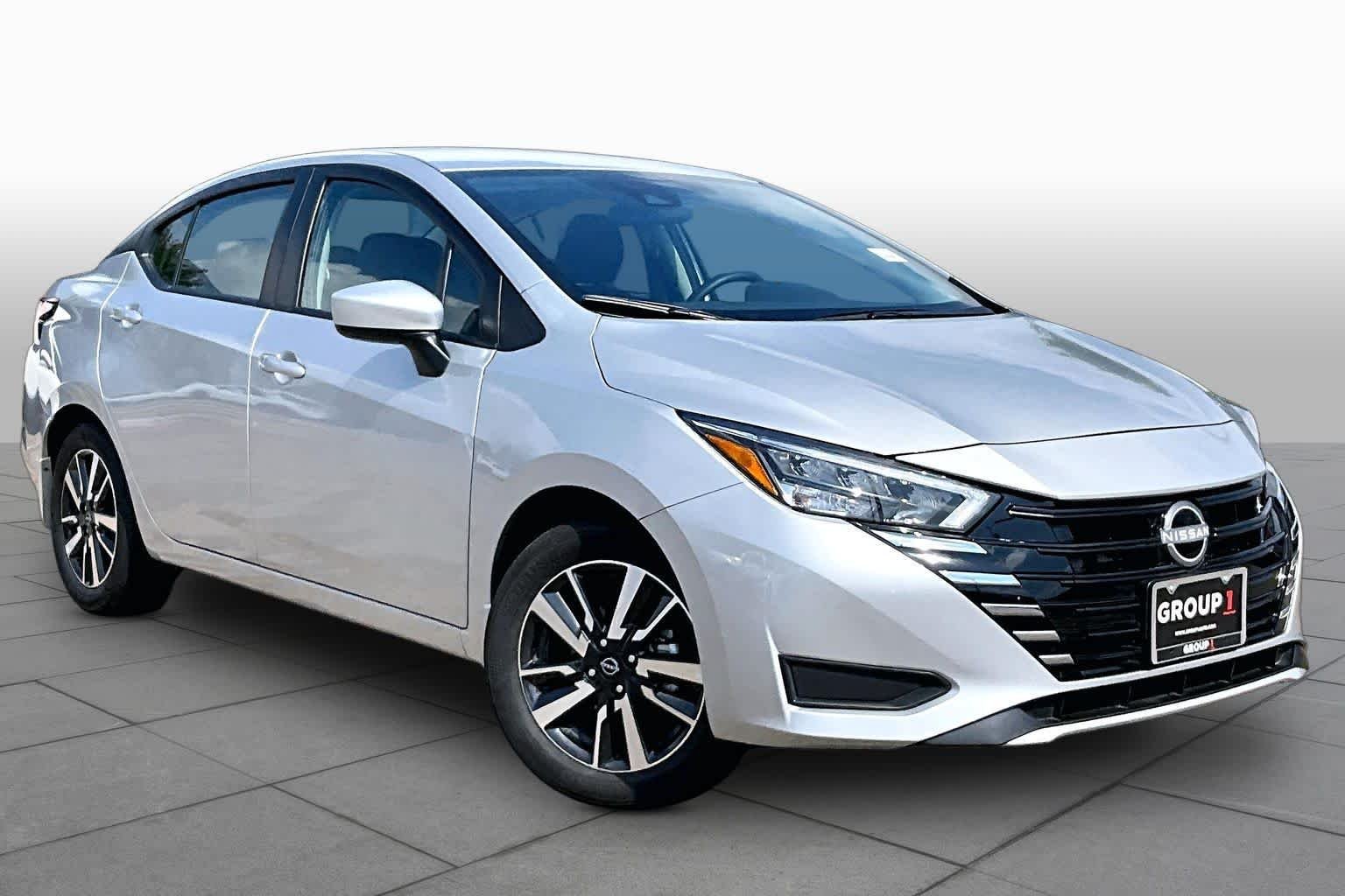 Used 2025 Brilliant Silver Metallic Nissan SV image 3