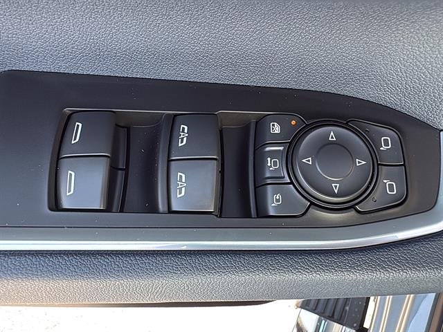New 2026 Sterling Gray Metallic Chevrolet High Country image 38