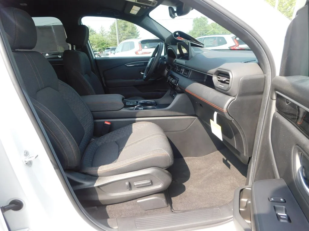 Used 2026 White Honda Sport image 17
