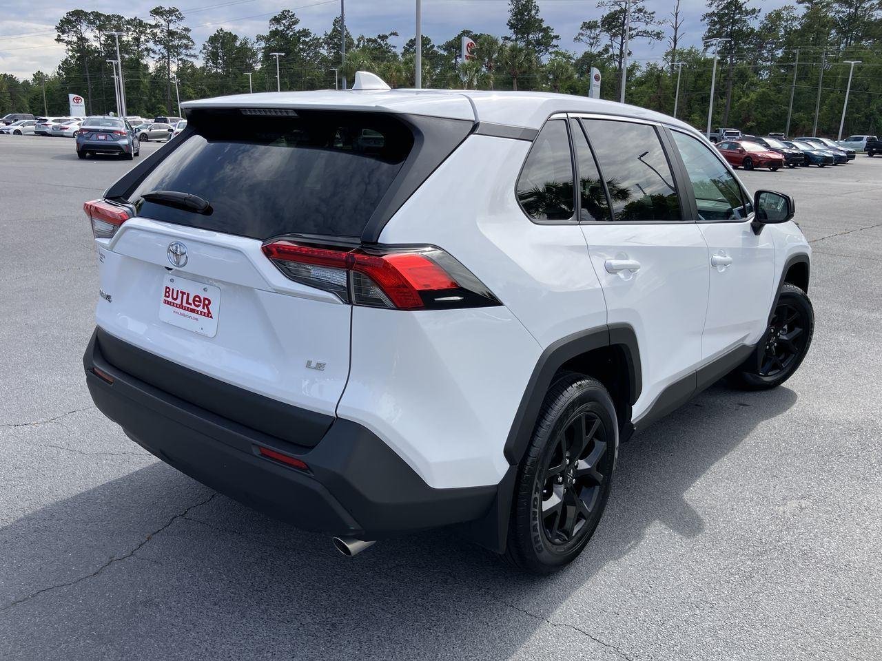 Used 2025 White (Ice Cap) Toyota LE image 5