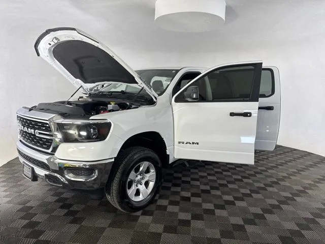 Used 2023 White Ram Big Horn/Lone Star image 10