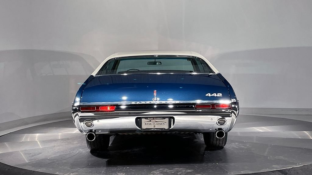 Used 1968  Oldsmobile Supreme image 33