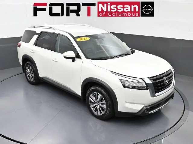 Used 2022 White Nissan SL image 41