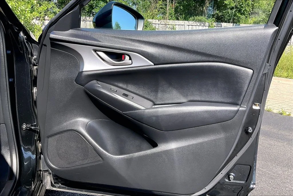 Used 2019 Black Mazda Sport image 23
