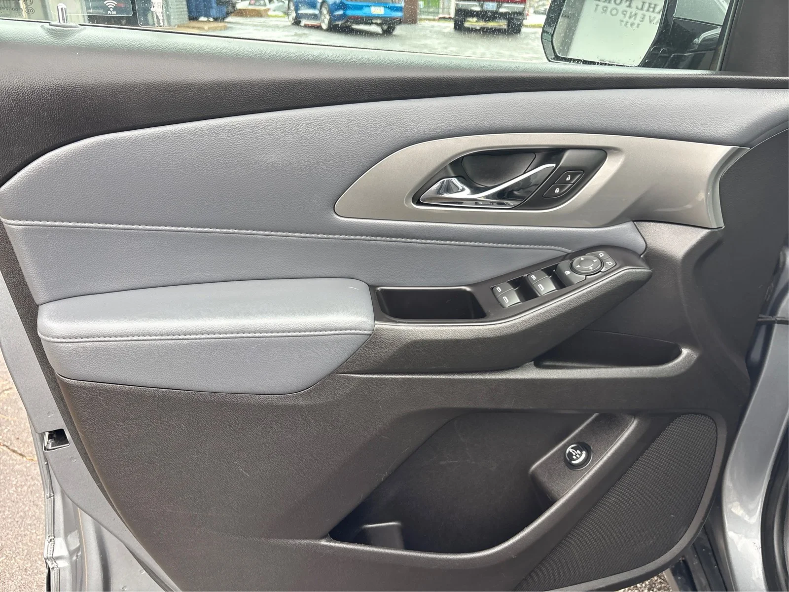 Used 2019 Gray Chevrolet LT Cloth image 18