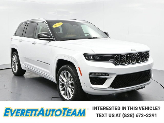 2022 Jeep Grand Cherokee Summit