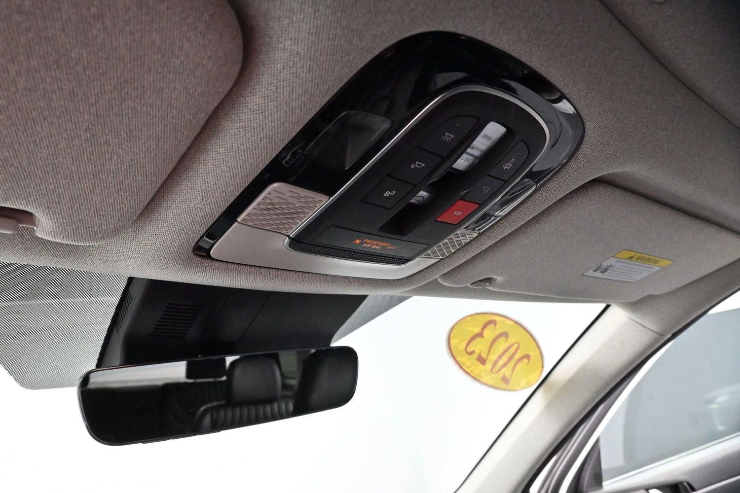 Used 2023 Hyper White Hyundai Limited image 29