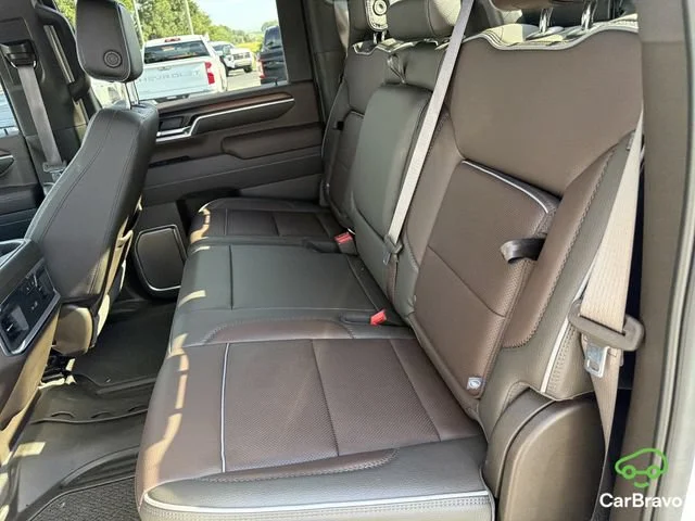 Certified Used 2025 Summit White GMC Denali image 12