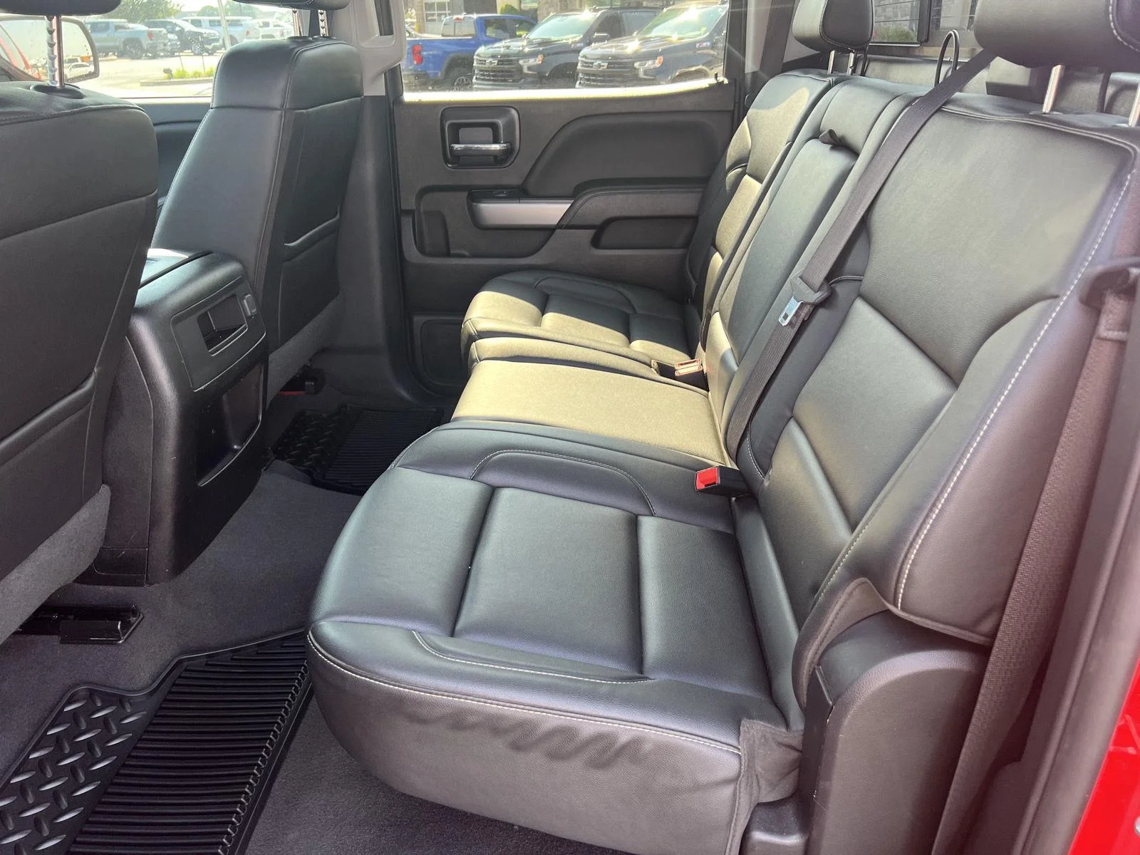 2018 Chevrolet Silverado 1500 LTZ Z71 - Photo 4