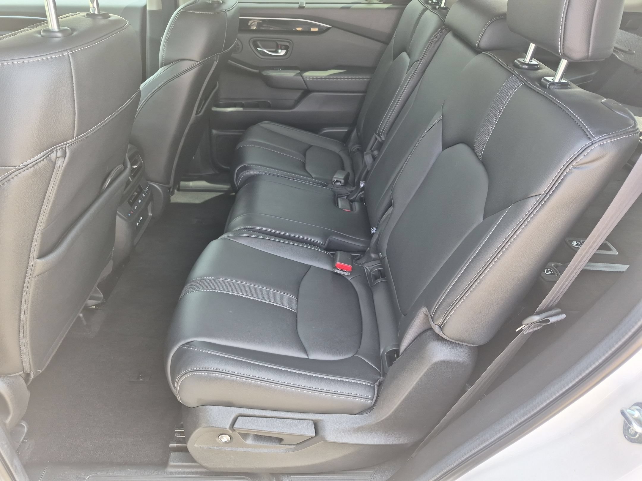 2024 Honda Pilot EX-L - Photo 24