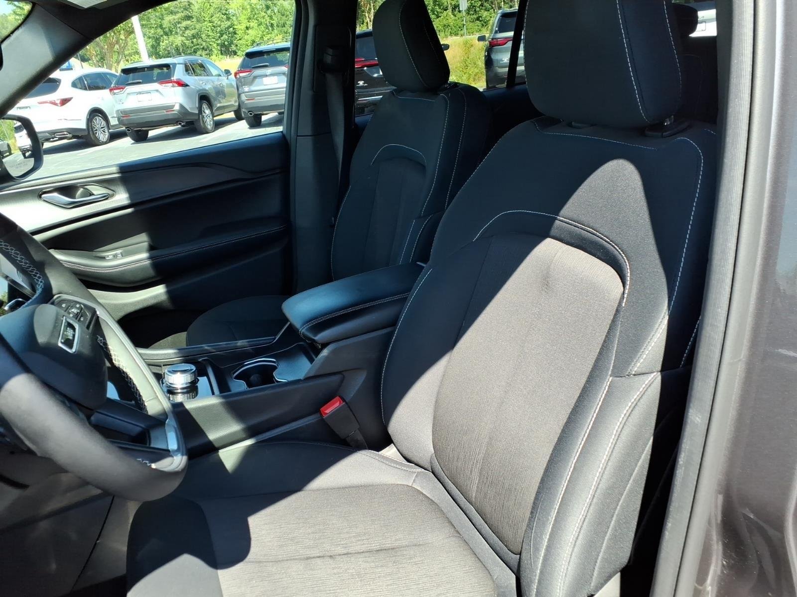 Used 2024 Baltic Gray Metallic Clearcoat Jeep Laredo image 20