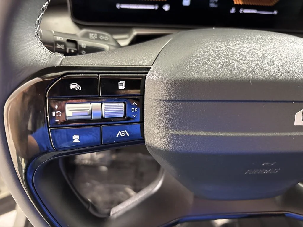 New 2026 Ivory Silver Kia EX image 32