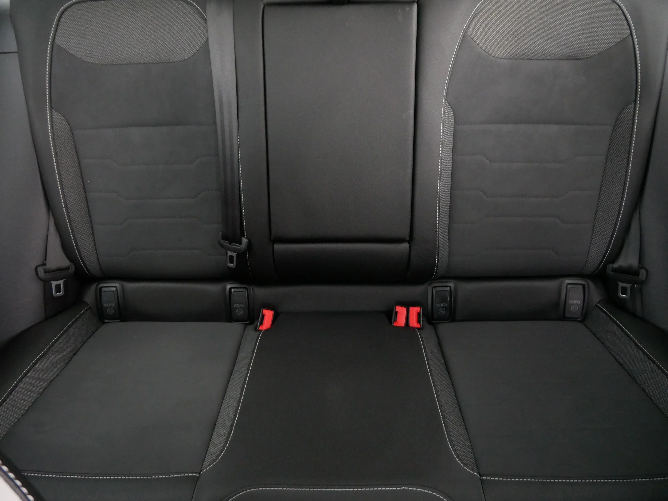 Used 2025 Black Volkswagen SE image 13