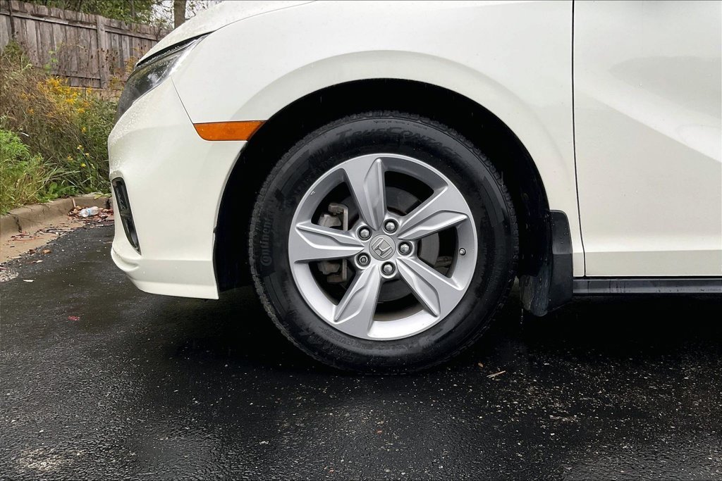 Used 2019  Honda EX image 8