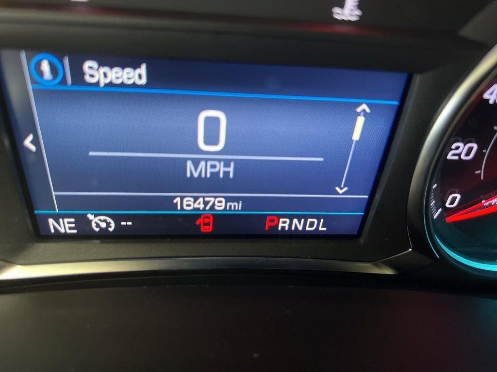Used 2024 Summit White Chevrolet LT image 20