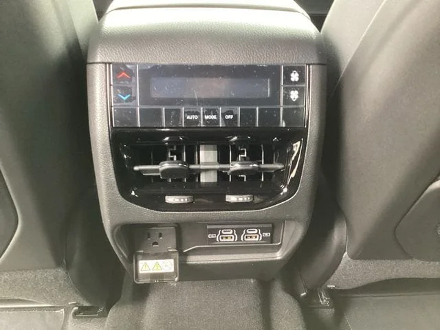 New 2026 Silver Jeep L LAREDO X 4X4 image 17