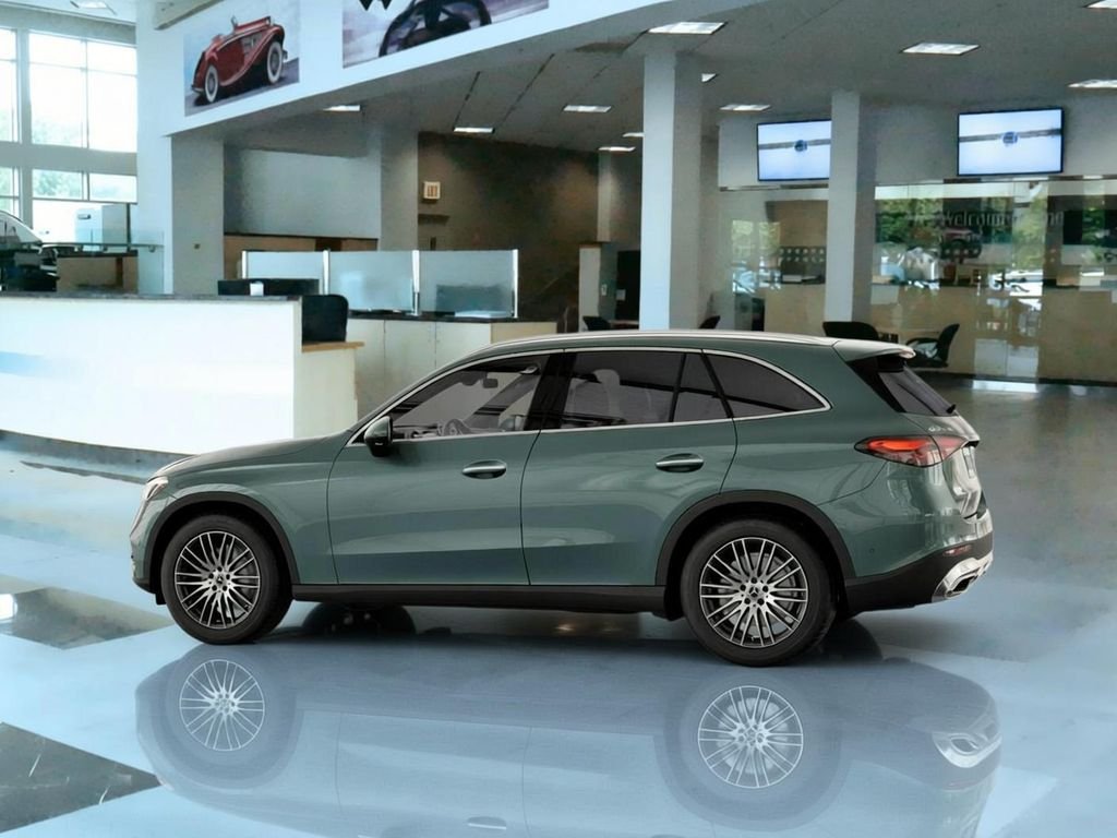 New 2026 Verde Silver Metallic Mercedes-Benz GLC 300 image 31