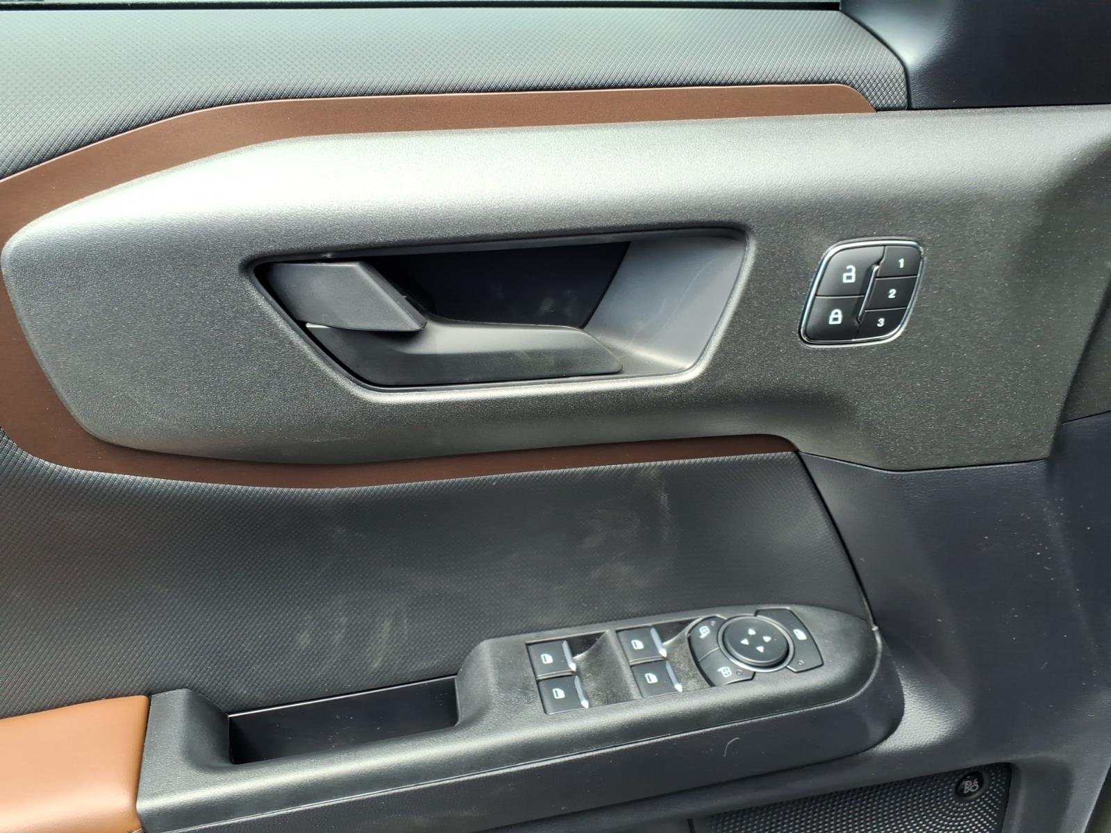 New 2026 Carbonized Gray Metallic Ford Outer Banks® image 14
