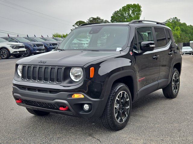 2023 Jeep Renegade Trailhawk
